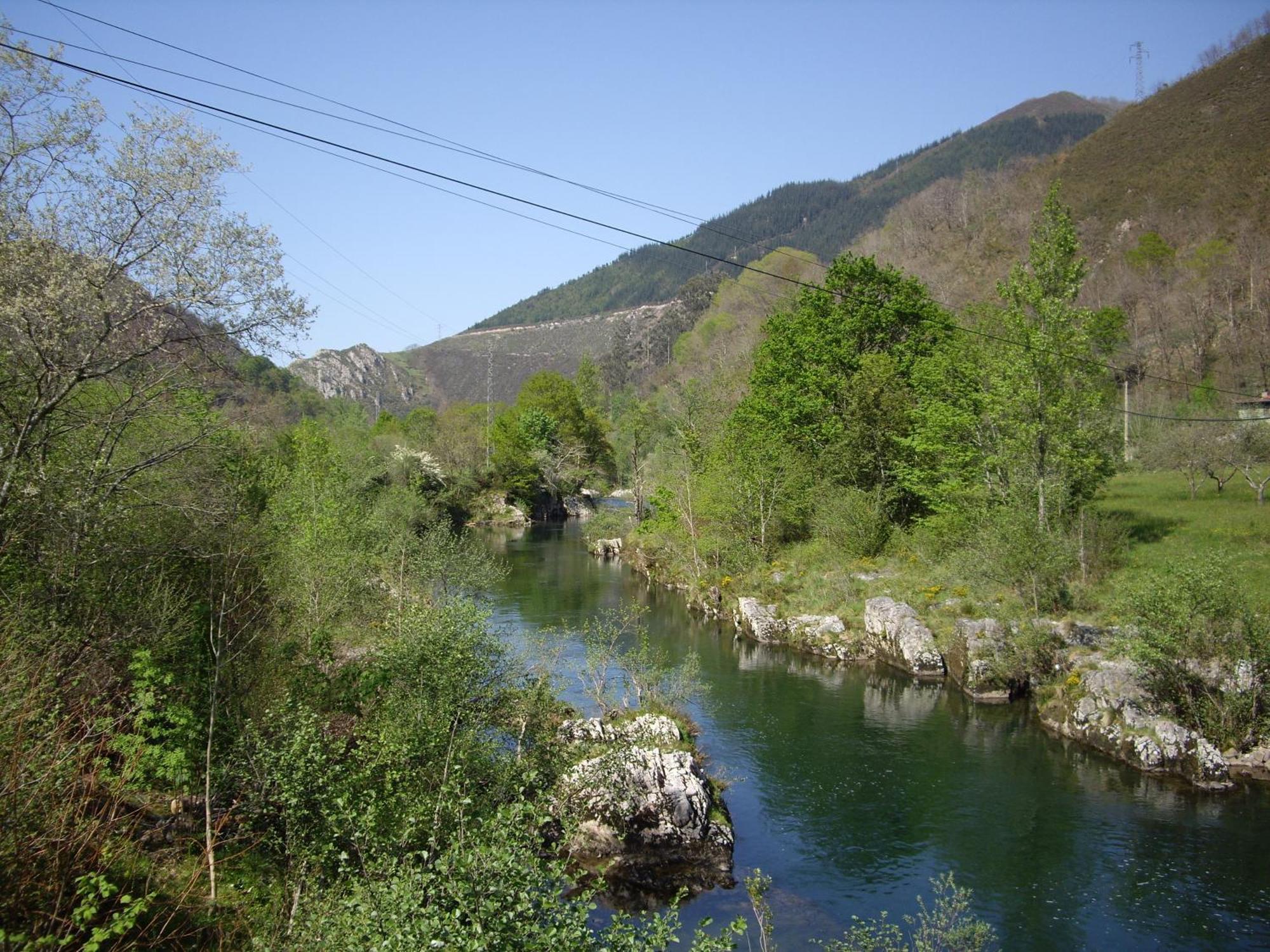 Casa Rural El Canton Cangas de Onis Exterior photo